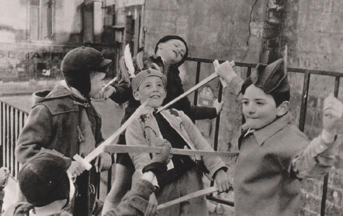 EDOUARD BOUBAT - Sword Play. Paris 1954: Artist: EDOUARD BOUBAT Print Title: Sword Play. Paris 1954 Medium: Sheet-Fed Gravure Printing Date: 1988 Printed in: Spain Image Size: 6.5 x 4 inches Edouard Boubat (1923-1999) was a French photojourn