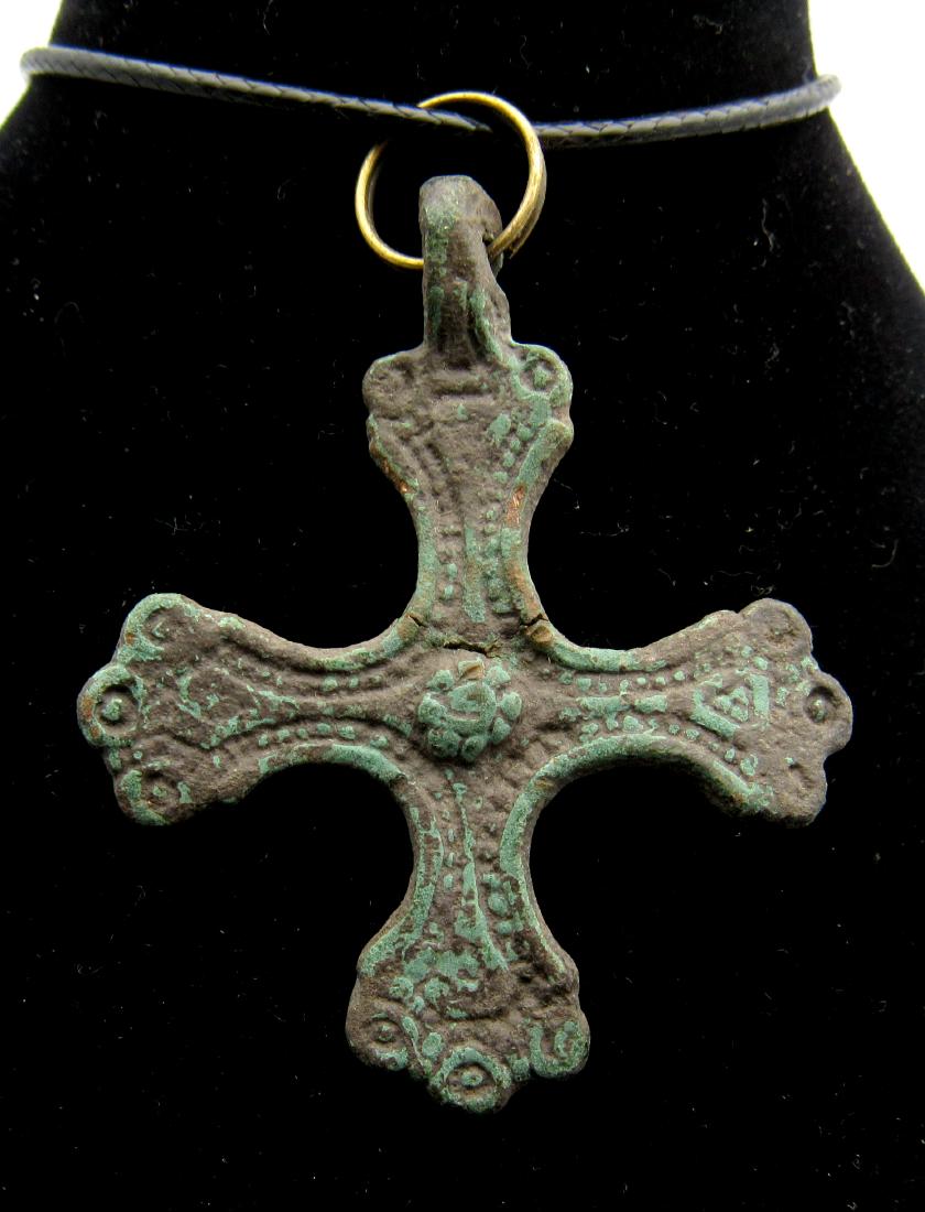 Medieval Decorated Cross Pendant (1 of 2)