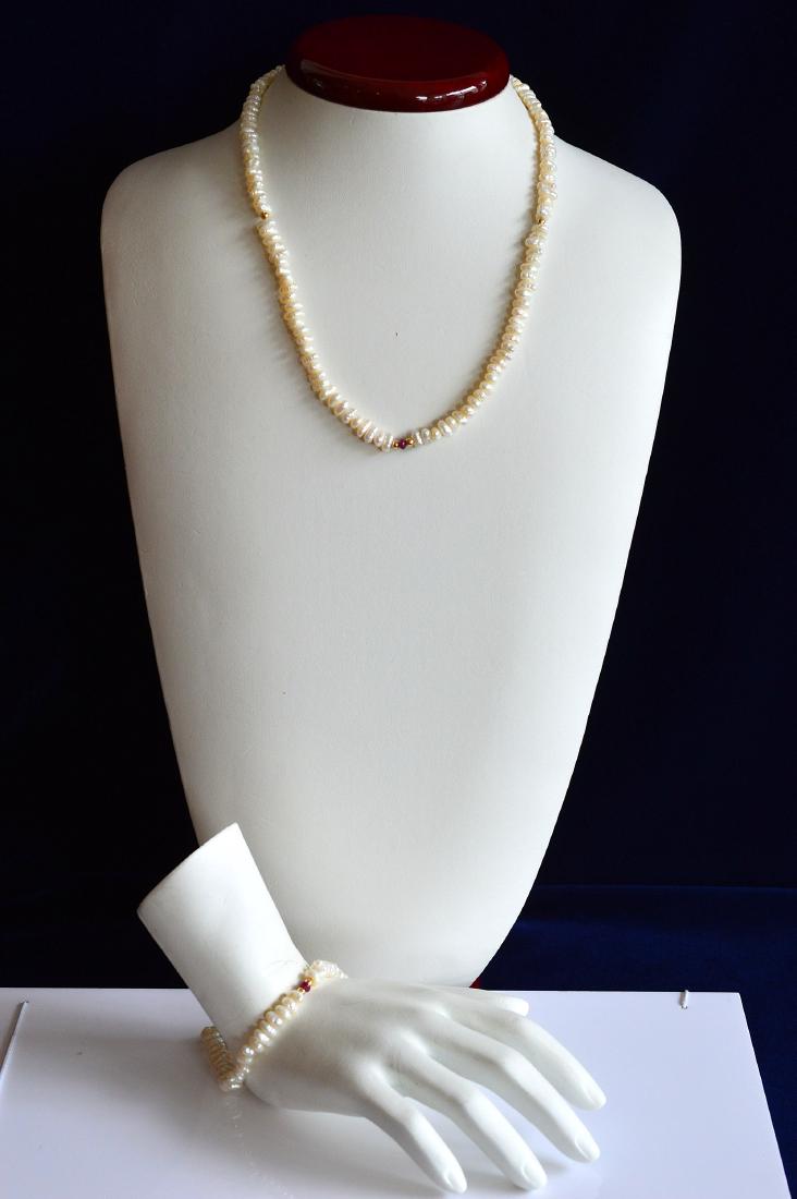 Ladies 14K Gold Blister Pearl Necklace Bracelet Set (1 of 5)