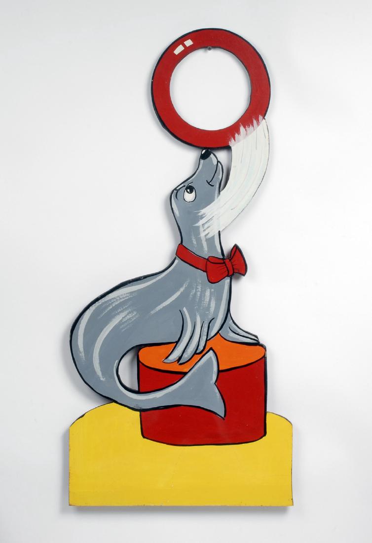 Carnival Ball Toss Game of Chance (1 of 4)