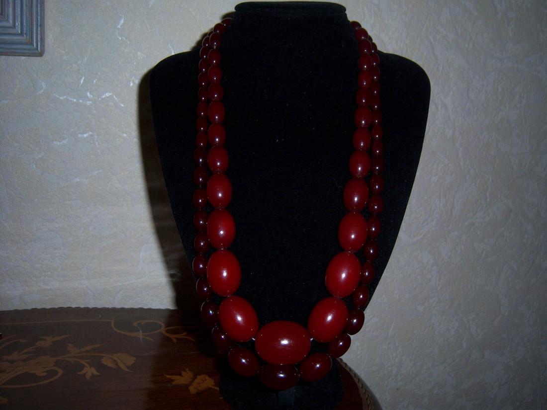 Vintage Cherry Amber Bakelite Necklace (1 of 6)