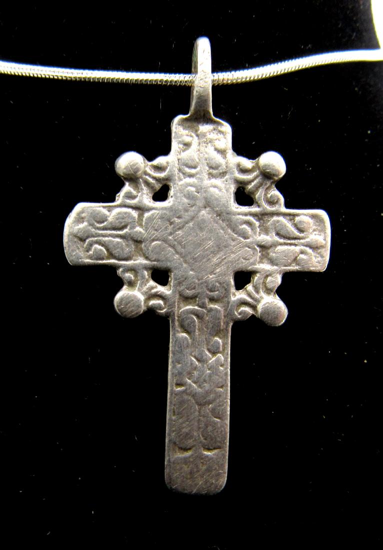 Late Medieval Silver Radiate Cross Pendant (1 of 2)