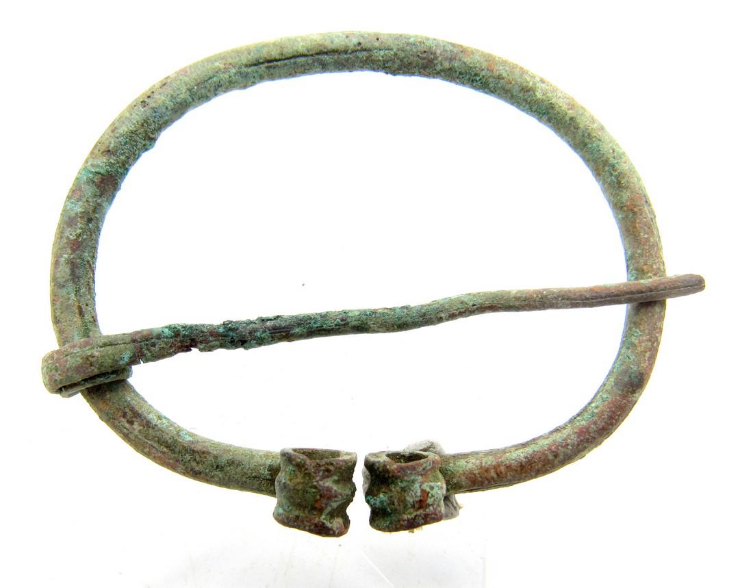 Medieval Viking Omega Brooch (1 of 2)
