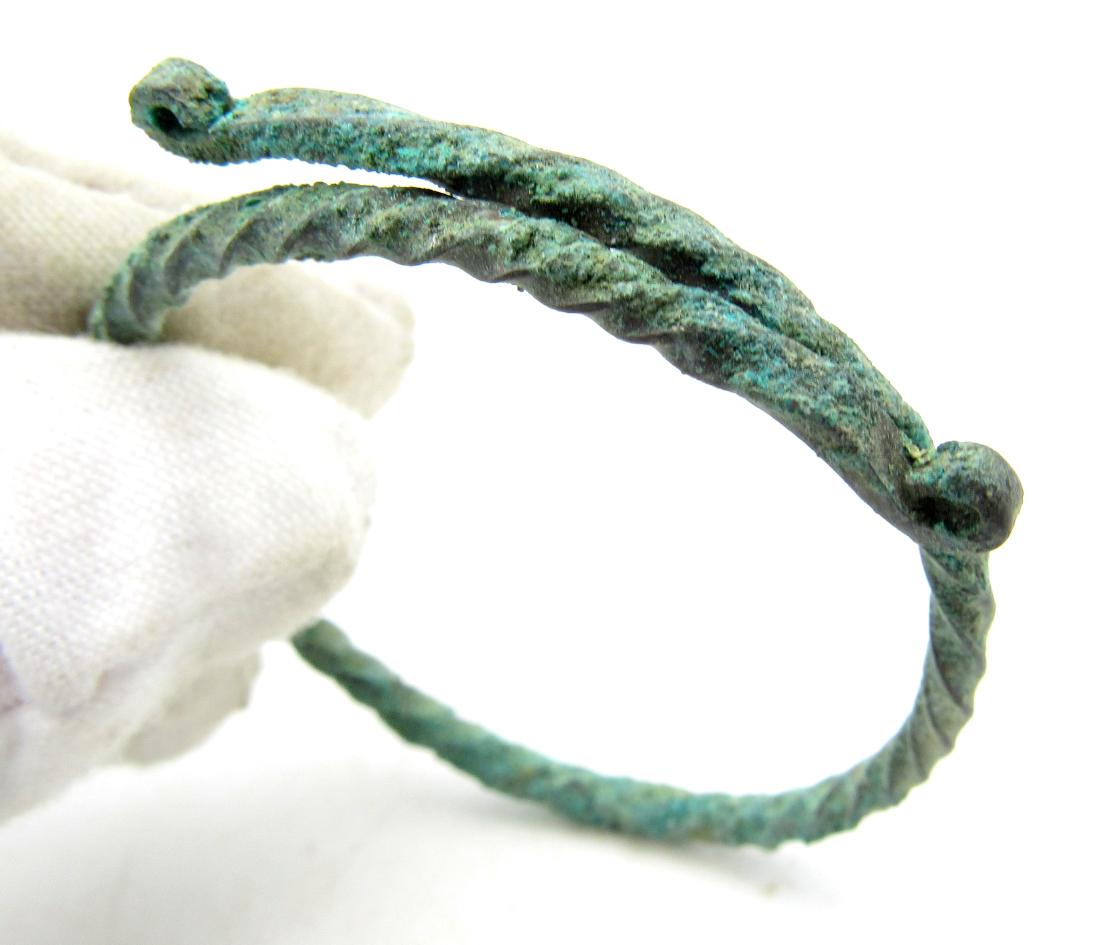 Medieval Viking Twisted Fielty Bracelet (1 of 3)
