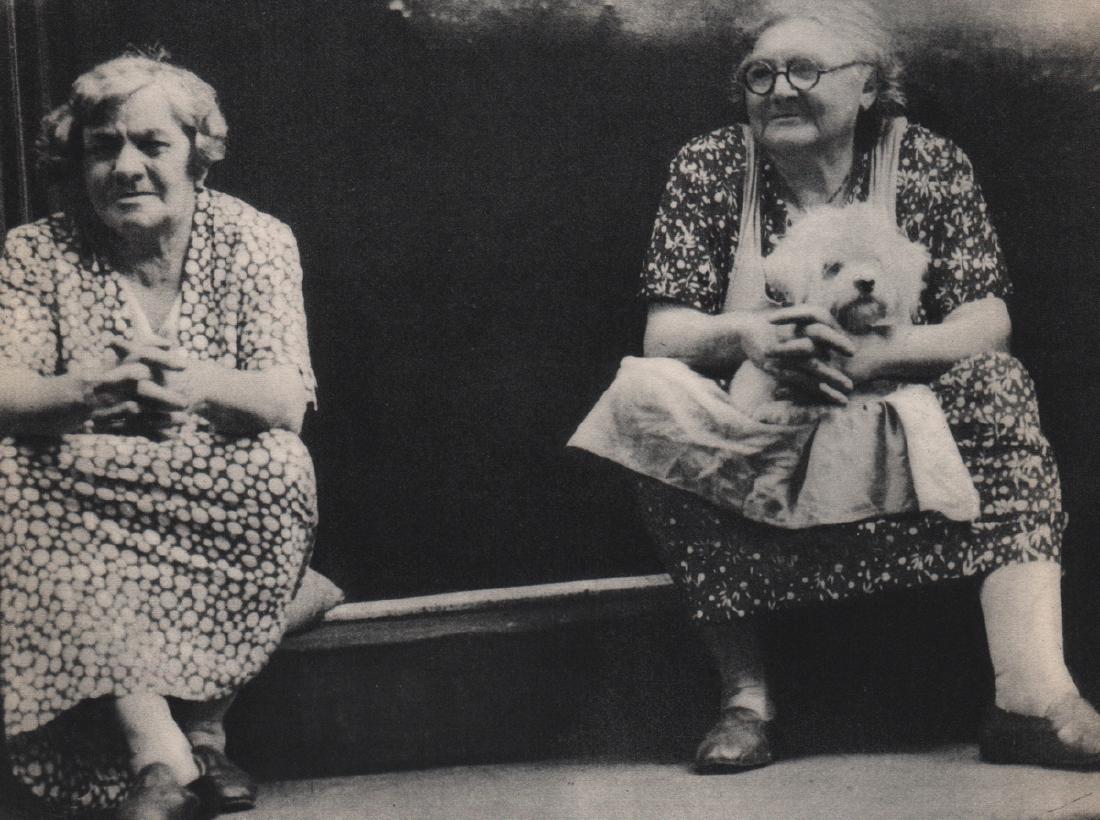 BEN SHAHN - Bethune Street, 1932: Artist: BEN SHAHN Print Title: Bethune Street, Lower East Side NYC, 1932 Medium: Sheet-Fed Gravure Printing Date: 1936 Printed in USA Image Size: 8.25 x 6.25 inches Ben Shahn was a Lithuanian-born Ame