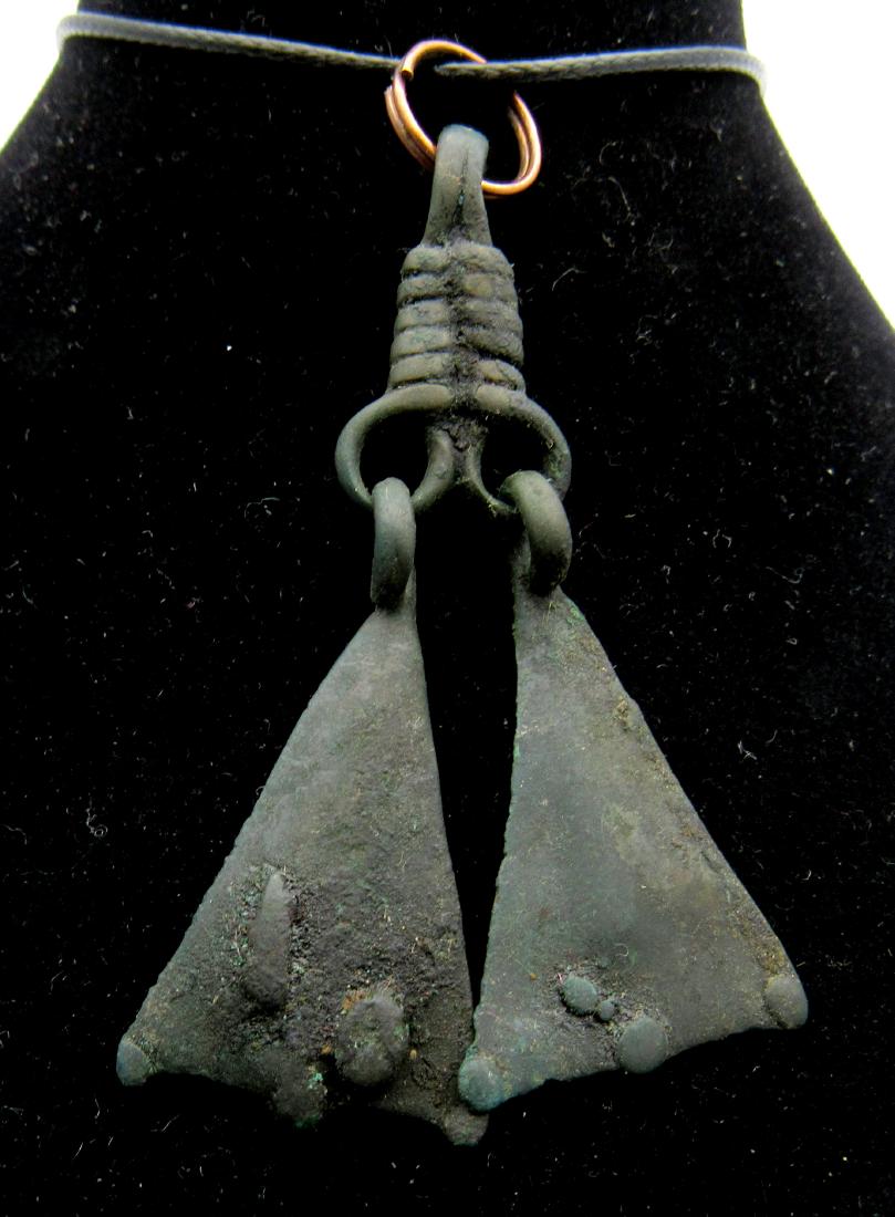Medieval Viking Pendant with 2 Goose Foot Tassels (1 of 2)