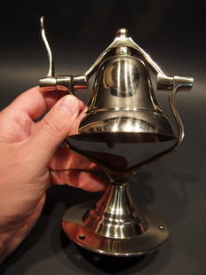 7"Brass Fireman Fire Truck Desk Bell: 7" Tall x 5 1/2" Wide Well made functional reproduction desk size Fire truck bell. All solid brass, polished to a shine. Please note that this lot has a confidential reserve. When you leave a bid