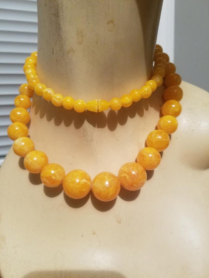 Vintage 1940'silk Celluloid/bakelite Necklace (1 of 7)