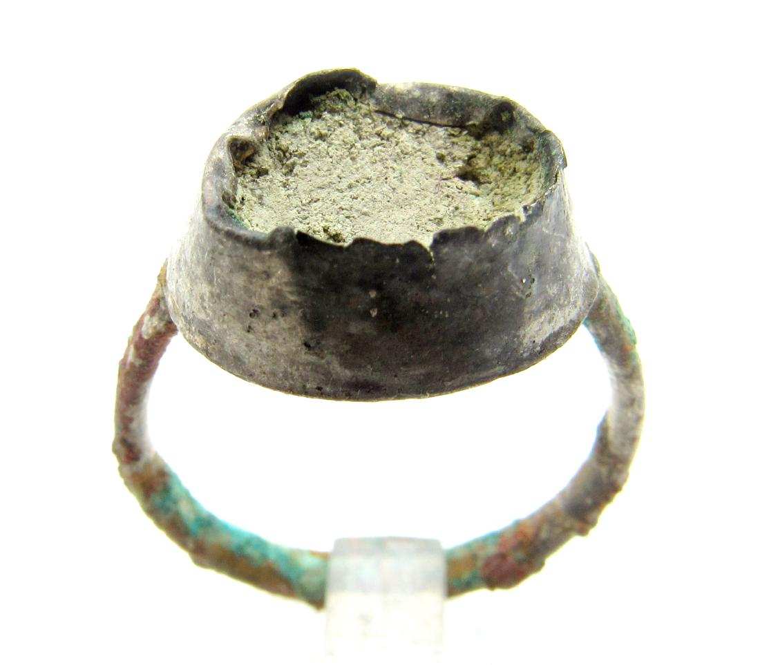 Medieval Silver Viking Ring with Enamel in the Bezel (1 of 3)