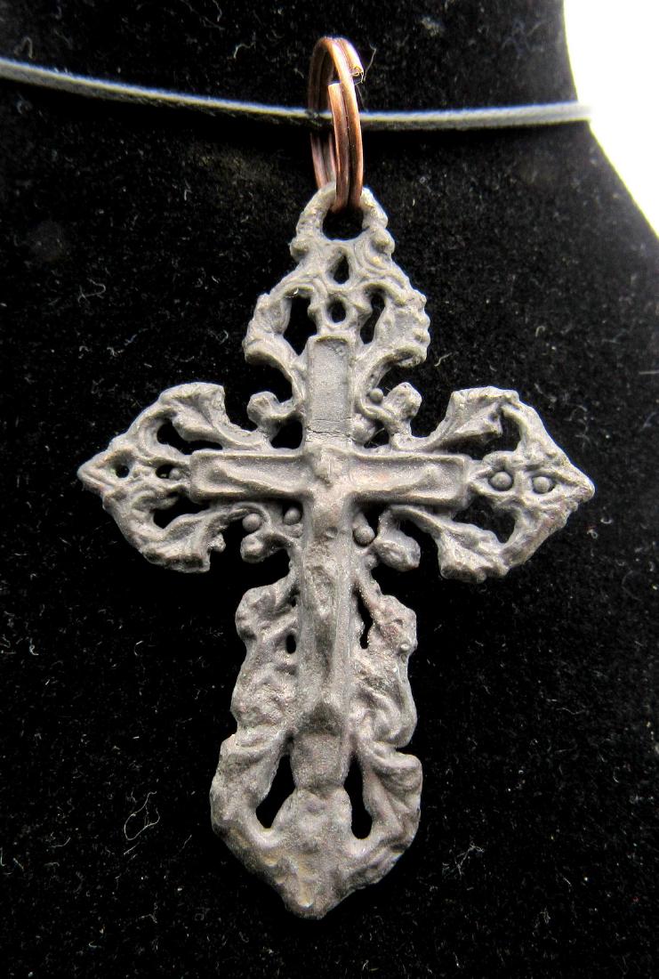 Antique Open-Work Cross Pendant with Jesus Christ: Date: Circa 19th Century Material: bronze Provenance: Obtained from an old British collection, acquired from the B.C.F. (Birmingham) Dimensions: 41x29mm; 5.9grams Antique Open-Work Cross Pendant with