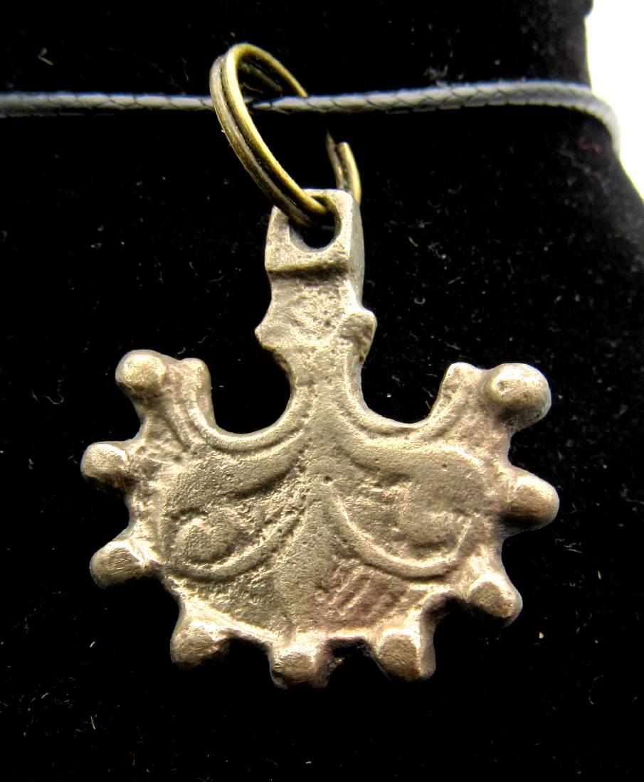 Medieval Viking Thor's Hammer Pendant (1 of 2)