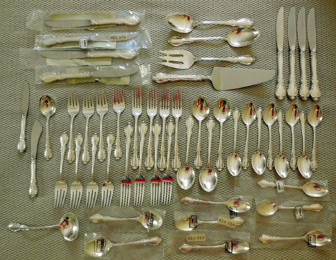 Towle Legato Sterling Silver Flatware Service for 8 (1 of 9)