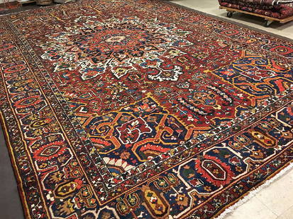 Baktiari Palace Size Carpet 18.10x11.11: Baktiari Palace Size CarpetA vintage Persian Baktiari carpet. Excellent condition. Circa 1950's..Full pile throughout. No repairs or restorations.Persian18.10x11.11 feet5.74x3.63 metersWool pile 