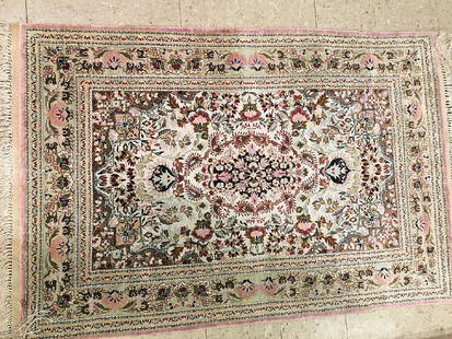 Chinese, Silk Rug 3x2: Chinese, Silk RugHigh quality Chinese Silk Rug. Great value.China3x2 feet0.91x0.61 meters100% silk Please note that this lot has a confidential reserve. When you leave a bid in advance of the