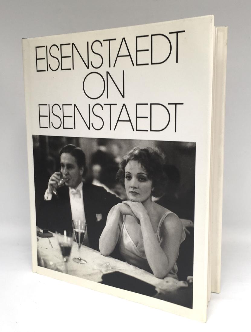 Eisenstaedt on Eisenstaedt Alfred First Edition: Eisenstaedt on Eisenstaedt Alfred Eisenstaedt 1st Edition Abbeville Press 1985 "Eisenstaedt on Eisenstaedt" by Alfred Eisenstaedt. The book is in excellent condition. Please note that this lot has a c