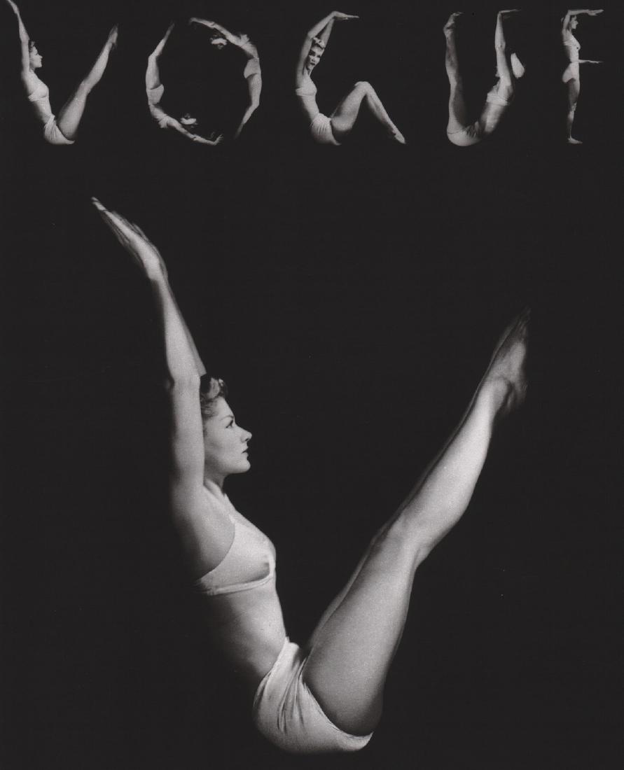 HORST - Lisa Fonssagrives, V.O.G.U.E. 1940: Artist: HORST Print Title: Lisa Fonssagrives, V.O.G.U.E. 1940 Medium: Sheet-fed Gravure Printing Date: 1992 Printed in Japan Image Size: 9.5 X 11.75 inches Horst Paul Albert Bohrmann (1906–1999) who
