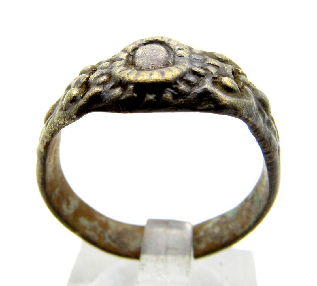 Late Medieval Tudor Bronze Floral Wedding Ring (1 of 4)