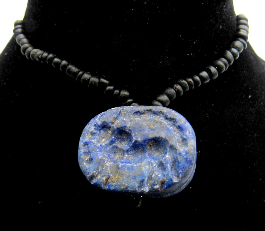 Middle Eastern Tribal Lapis lazuli pendant depicting (1 of 2)