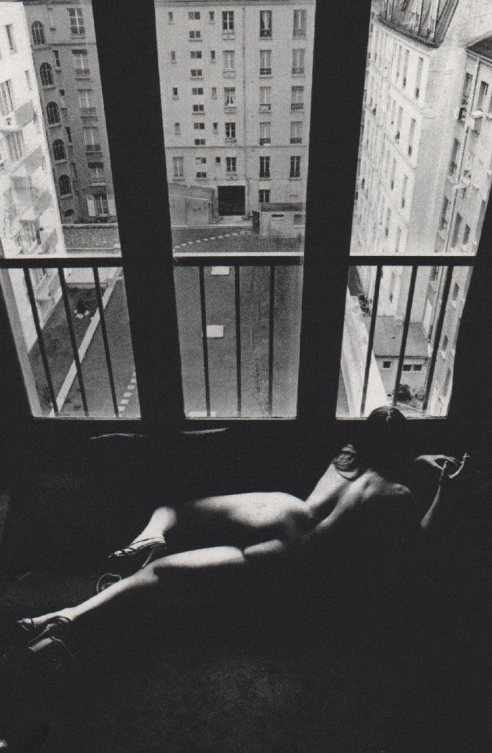 HELMUT NEWTON - Nude: Artist: HELMUT NEWTON Print Title: Nude Medium: Sheet-fed Gravure Printing Date: 1974 Printed in Switzerland Image size: 4.75 x 7 inches Helmut Newton(1920-2004) was a German-Australian photographer. 