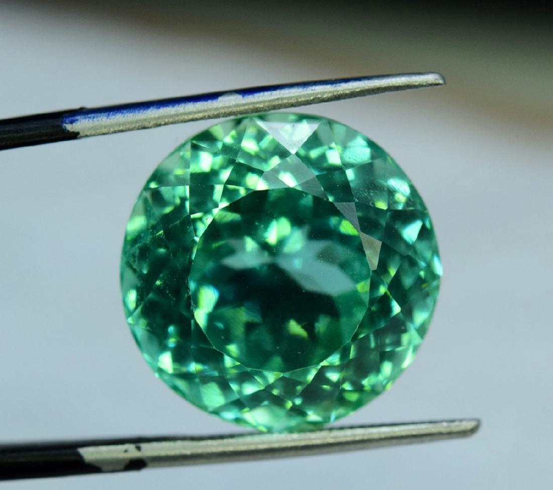 20.80 Carat Lush Green Flawless Kunzite Loose Gemstone (1 of 5)