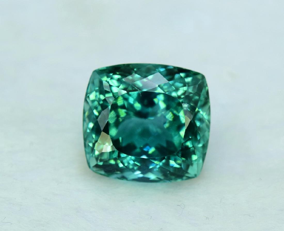 21 Carat Flawless Lush Green Kunzite Loose Gemstone (1 of 3)