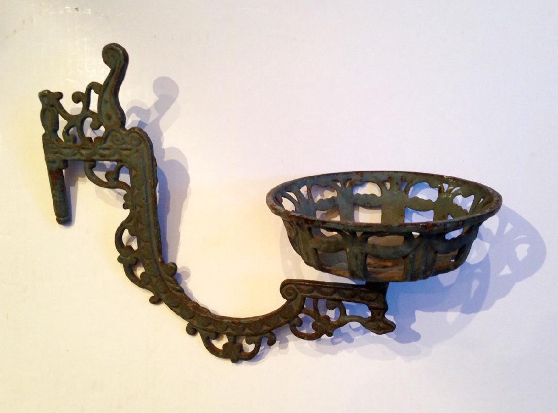 19th Century Victorian Lamp Holder Cast Iron (1 of 5)