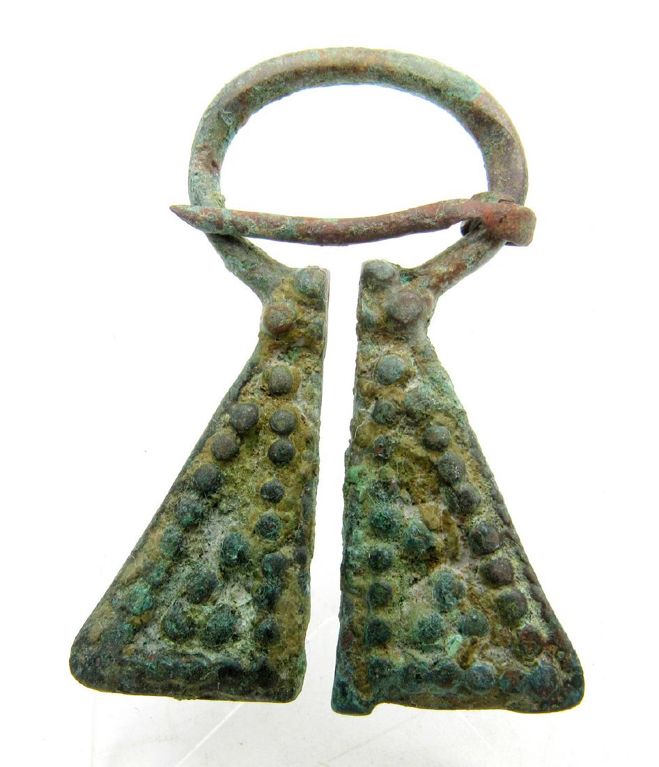 Medieval Viking Bronze Omega Penannular Brooch (1 of 2)