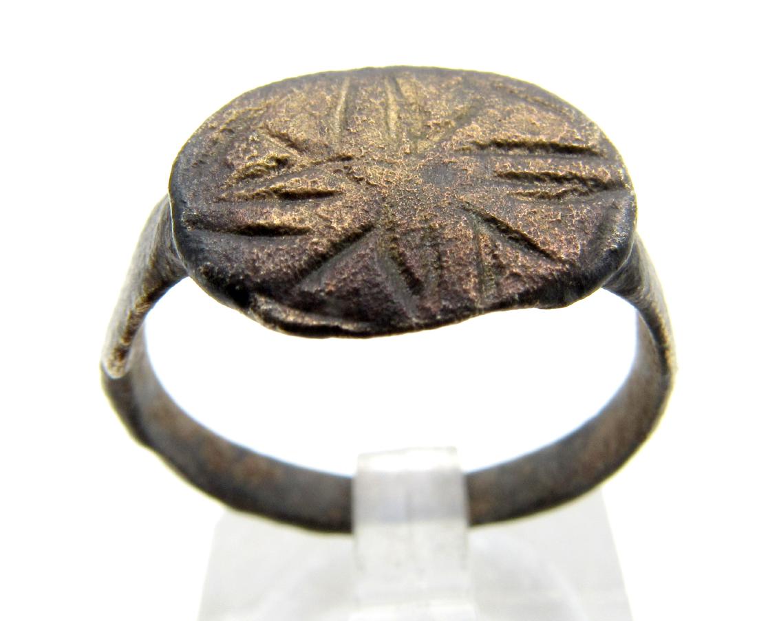 Medieval Crusaders Bronze Ring with Star of Bethlehem (1 of 3)