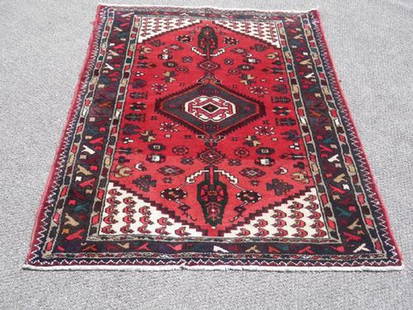 Persian Hamadan Rug 4.10x3.4: Eye catching beautiful persian hamadan. Size 4.10 X 3.4 Feet, made of fine quality baby lamb's wool pile on cotton foundation. Hand woven in hamadan, iran. The contrast between rich red and white