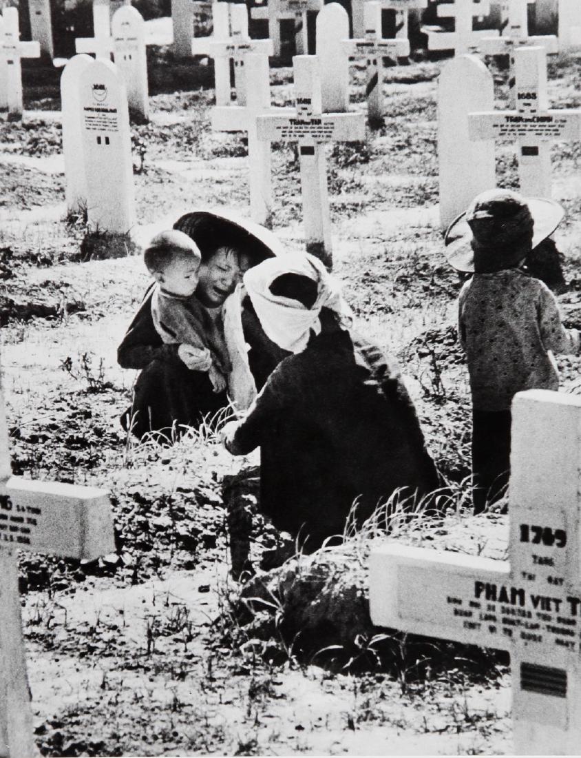 ROBERT CAPA - Indochine 1954 Vietnamese widows: Artist: Robert Capa Title: Indochine 1954 Vietnamese widows Date Printed: 1979 Date Printed: Italy Printer Location: Milan Size: 28 x22 cm - 11x 8 inch Mount Size: 30x40 cm - 15.7x11.8 Inches No Reser