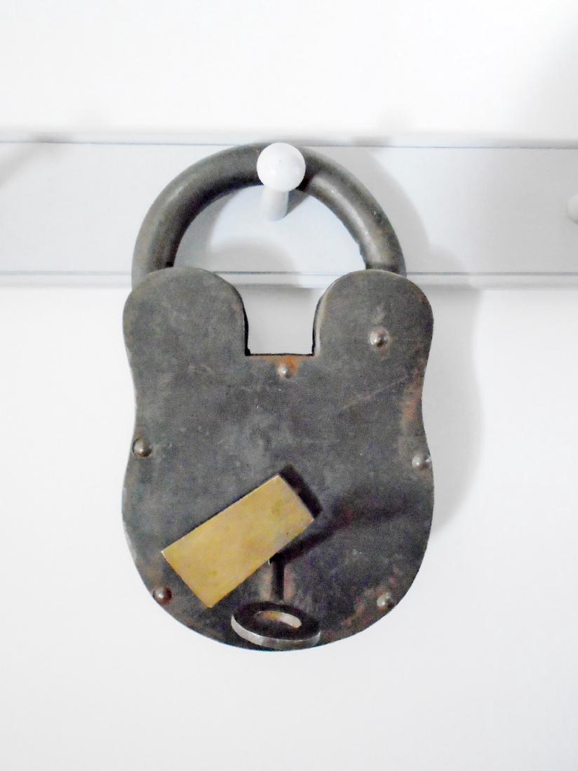 Extra Large Iron Padlock With Key (1 of 1)