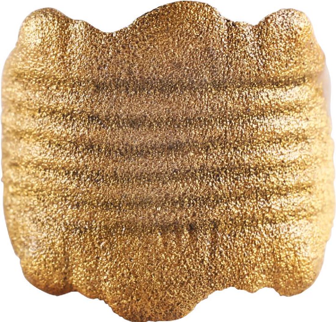 VIKING MAN’S RING 9th-10th CENTURY AD (1 of 3)