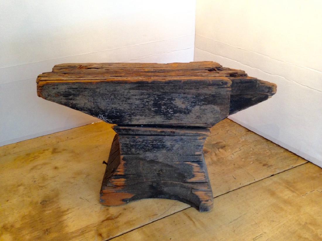 C1800 Wooden Anvil Blacksmith Trade Sign (1 of 5)