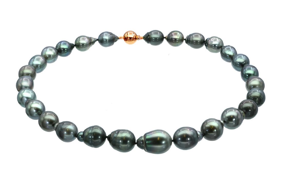 Lustrous 11x14.1mm Tahitian Pearl Necklace Featuring a: Emerging from the tropical lagoons of French Polynesia, these Tahitian pearls have a green body colour with magnificent natural shades of pistachio and darker green. The pearls are between 11x14.1mm e