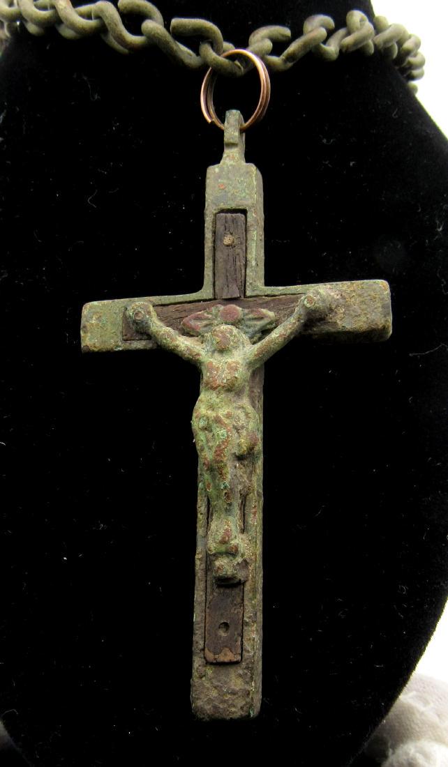 Post Medieval Crucifix with Original Wood and Chain (1 of 3)