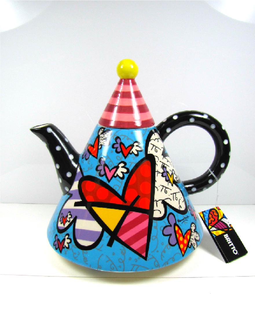 Romero Britto: Teapot Flying Hearts (1 of 5)