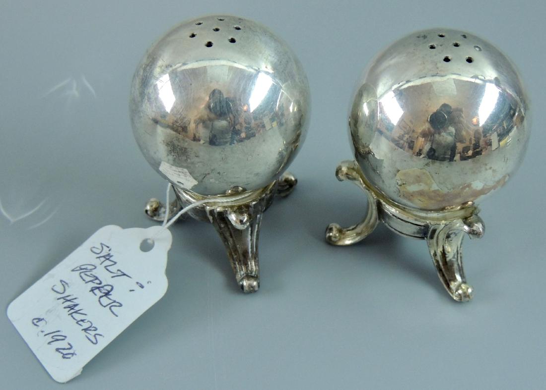 Weidlich Brothers Salt & Pepper Shaker (1 of 7)