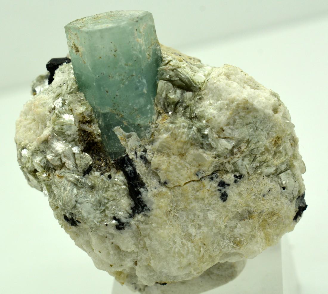 Natural Aquamarine Spceimen (1 of 4)