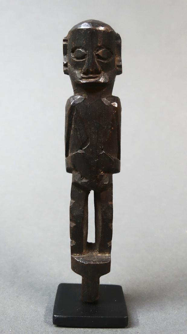 Museum Quality Amulet Figure - Dayak (1 of 8)