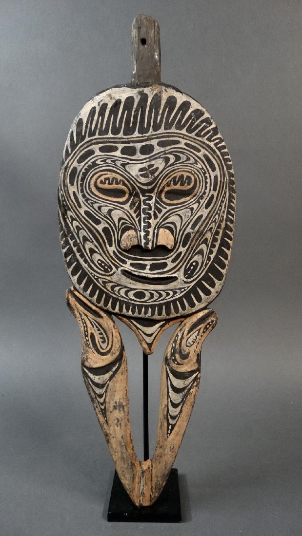 Ancestor Wall Mask from Torembi Village - Sepik (1 of 8)
