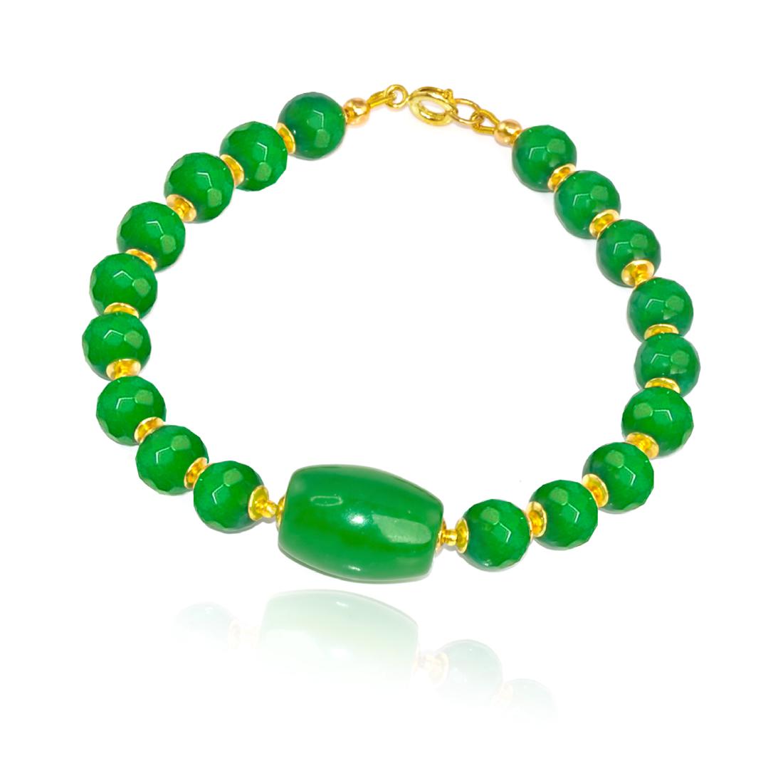 For Auction: Emerald Green Jade bracelet with 14kt Gold clasp (#0109