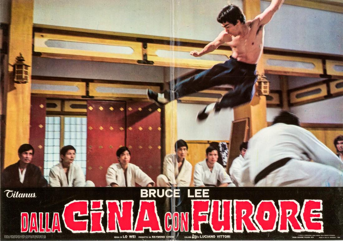 R1973 Bruce Lee Fists of Fury Style C Italian fotobusta: This is a folded original 18" x 25.5" Style C Italian fotobusta poster designed for a 1973 rerelease of the 1972 Wei Lo film Fist of Fury AKA The Chinese Connection AKA Tang shan da xiong written and 
