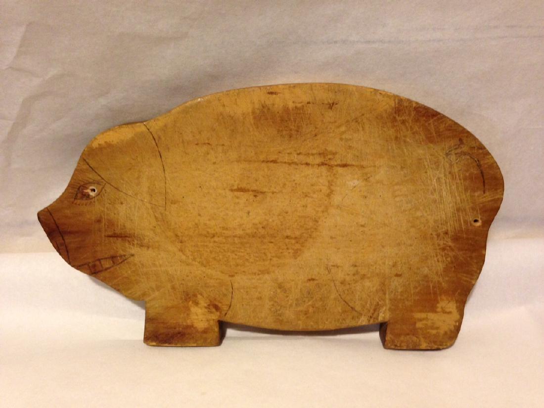 Grinning Pig Cutting Board (1 of 6)
