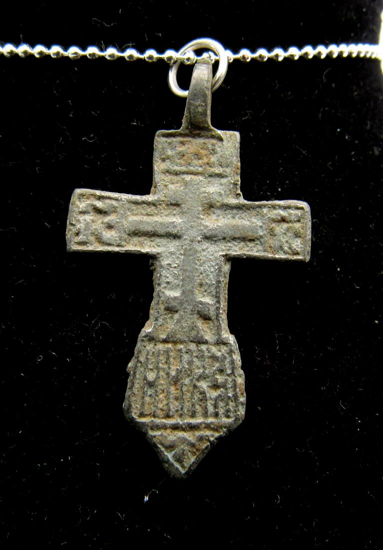 Late Medieval Bronze Cross Pendant (1 of 2)