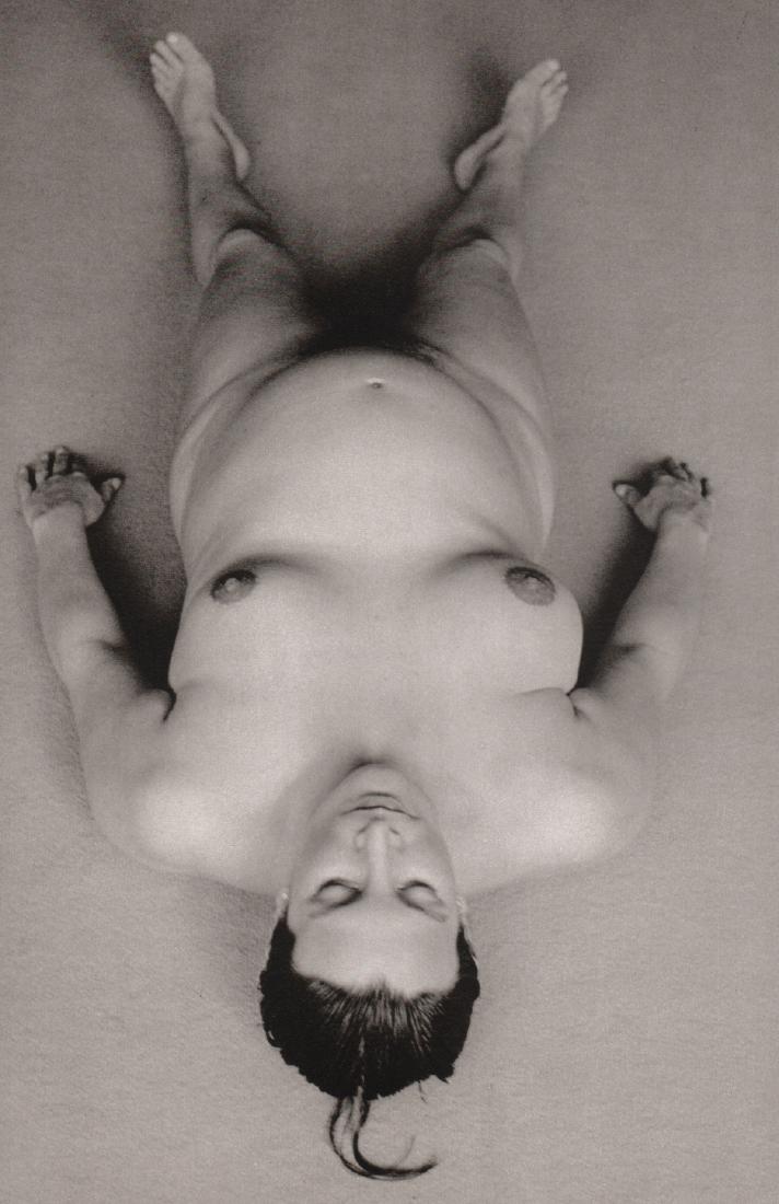 CLAUDE ALEXANDRE - Nude: Artist: CLAUDE ALEXANDRE Print Title: Nude Medium: Sheet-Fed Gravure Printing Date: 1987 Printed in France Image Size: 7.25 x 9.25 inches Claude Alexandre (1940-2010) lived in Paris until moving to Se