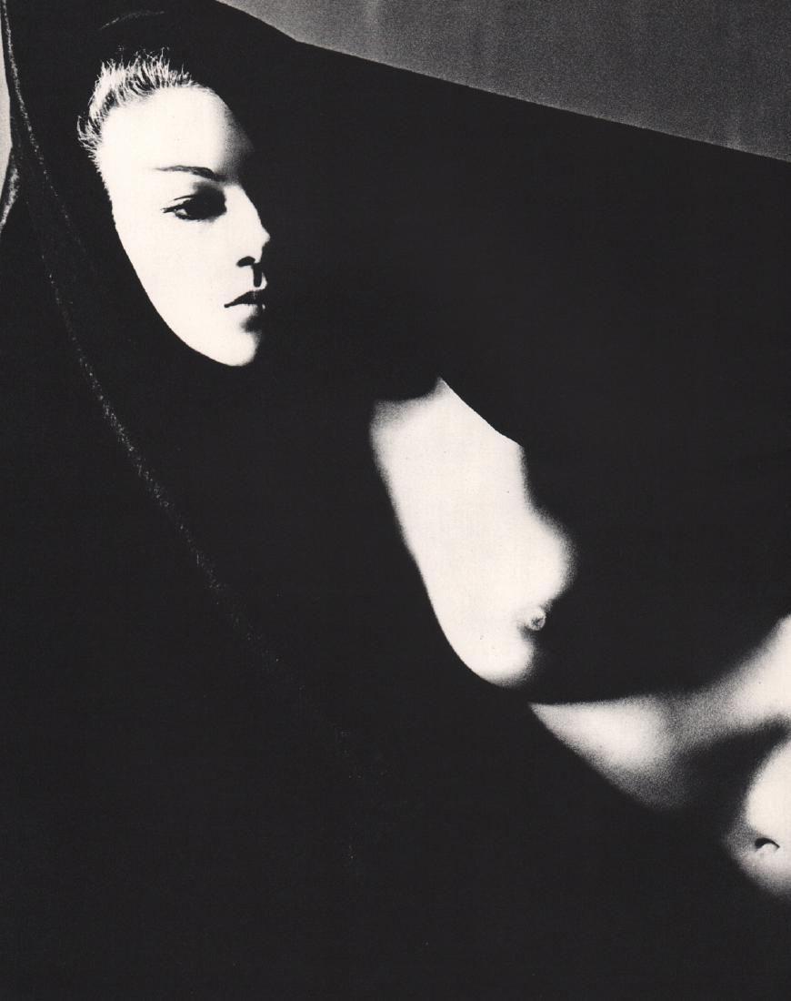 JOHN RAWLINGS - Nude Model: Artist: JOHN RAWLINGS Print Title: Nude Model Medium: Sheet-fed Gravure Printing Date: 1966 Printing Location: Switzerland Image Size: 9 x 11.5 inches John Rawlings(1912-1970) was a Conde Nast Publica