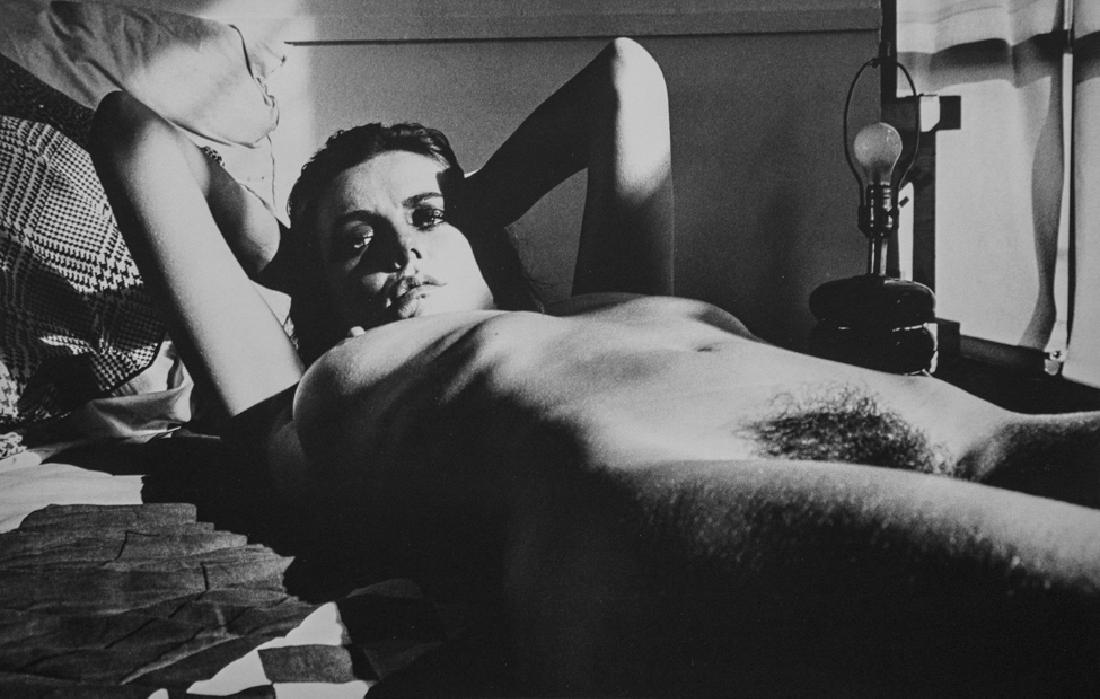 HELMUT NEWTON - Fiona Lewis, Los Angeles, 1976: Artist: Helmut Newton Title: Fiona Lewis, Los Angeles, 19761979 Photo Litho, USA Dimensions: 14x9" on 16x11" sheet Unmounted Please note that this lot has a confidential reserve. When you leave a bid 