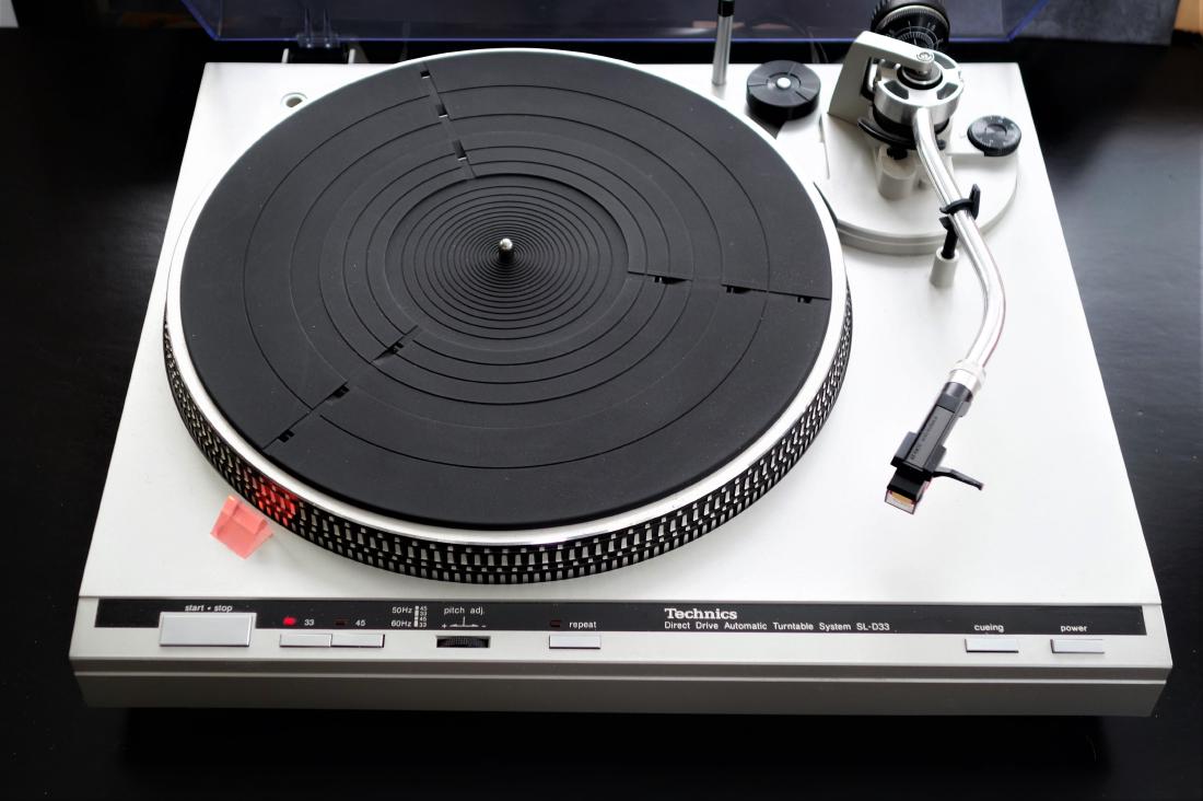 VINTAGE RARE UNUSED 1983 TECHNICS SLD33 TURNTABLE
