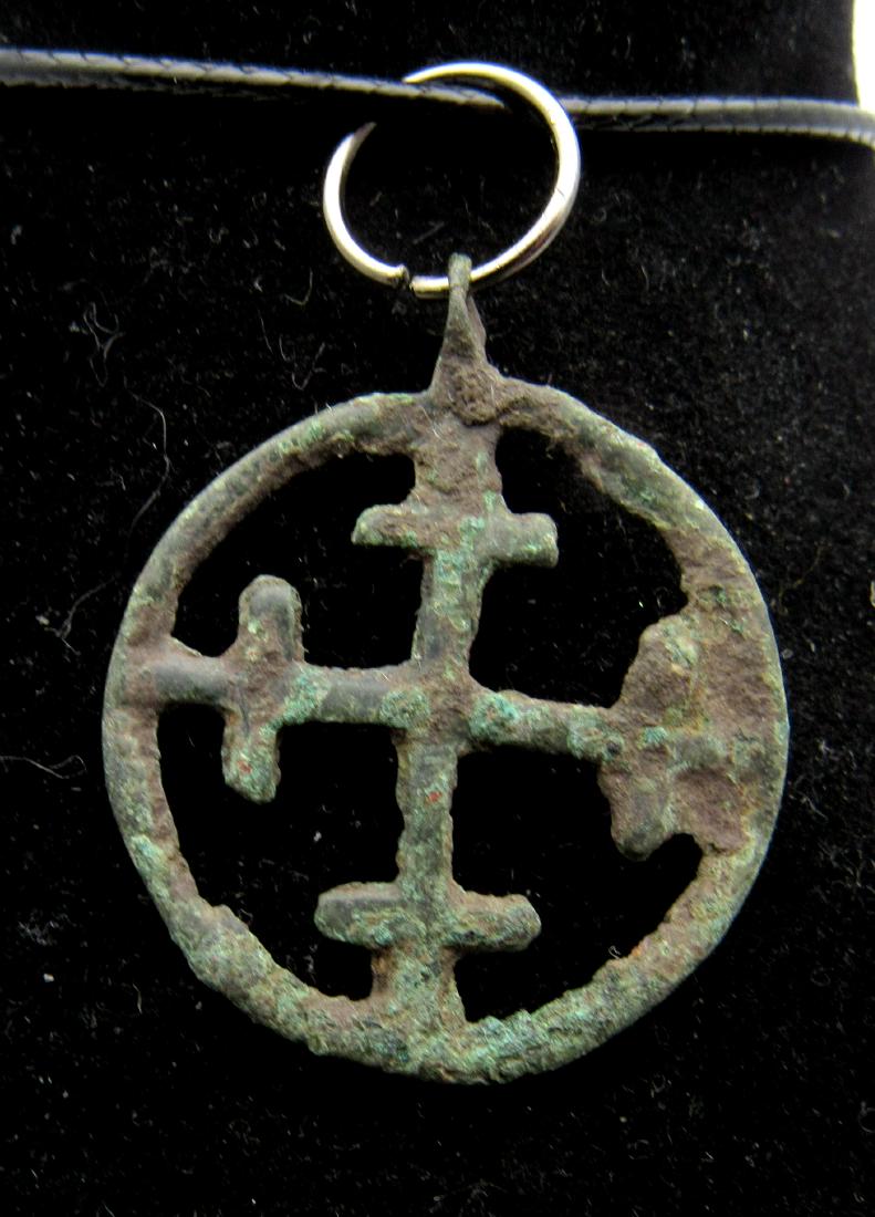 Medieval Crusaders Bronze Open-Work Cross Pendant (1 of 2)