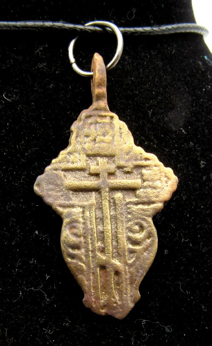 Post Medieval Bronze Cross Pendant (1 of 2)